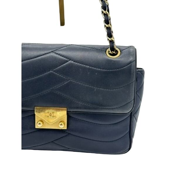 CHANEL Pre-Owned 2015-2016 Pagoda Flap shoulder bag AMAZING Full SET! NAVY - Picture 2 of 16